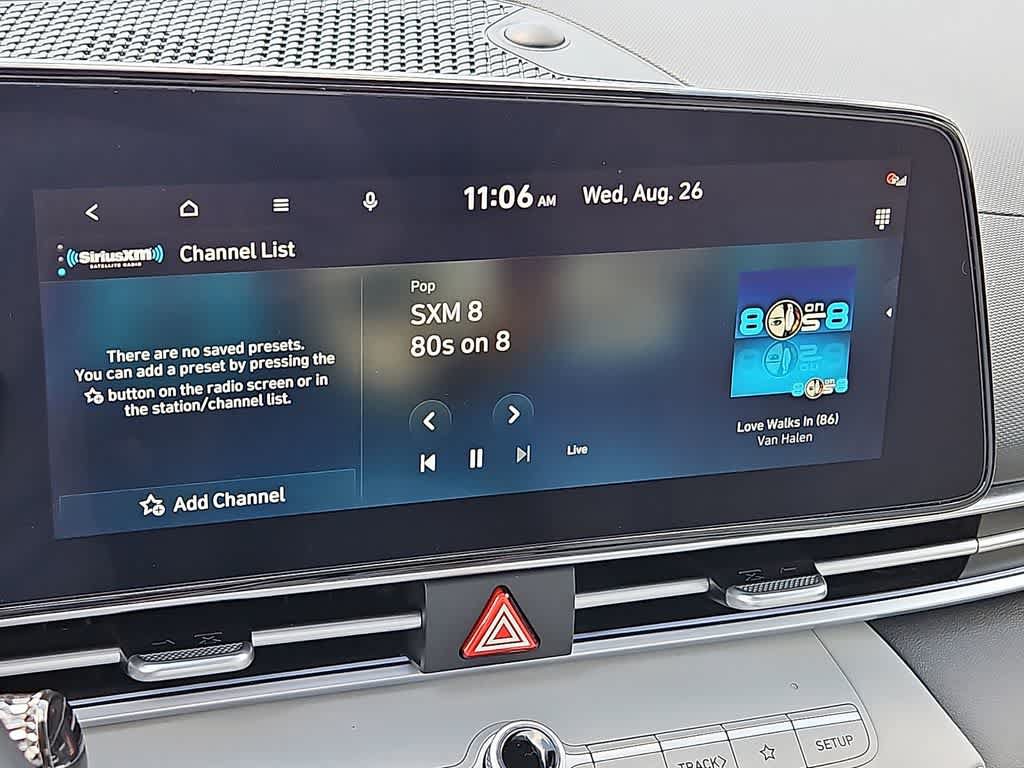 Used 2025 Hyundai Elantra Limited FWD image 17