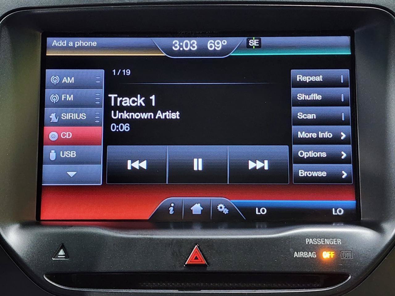 Used 2015 Ford Explorer XLT w/ Equipment Group 202A AWD/4WD image 20