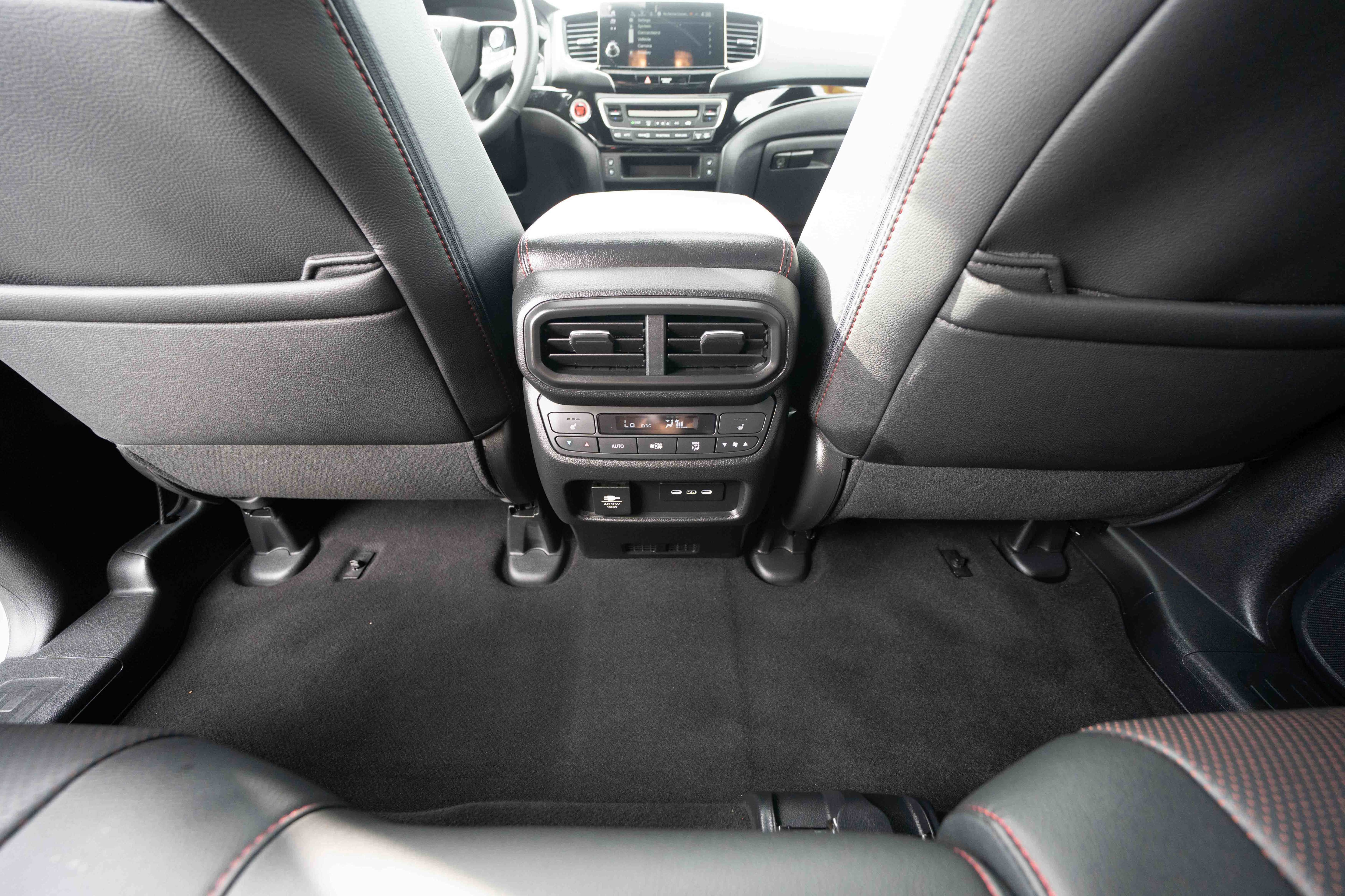 Used 2024 Honda Passport Black Edition image 22
