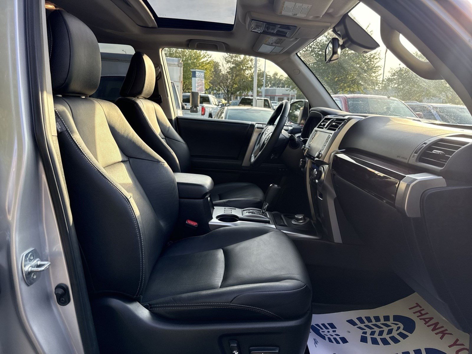 Used 2020 Toyota 4Runner Limited AWD/4WD image 26