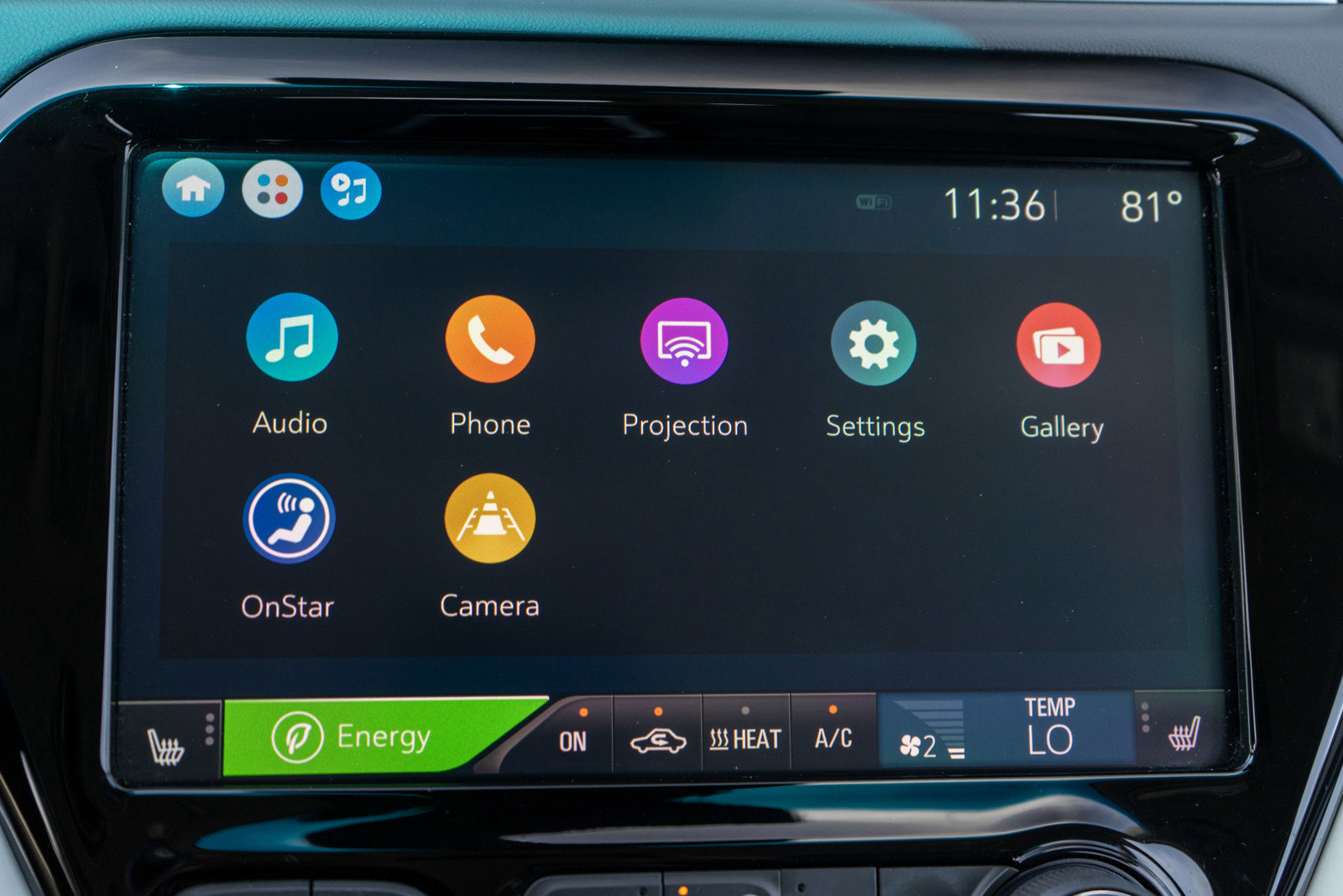 Used 2019 Chevrolet Bolt Premier w/ Infotainment Package FWD image 17