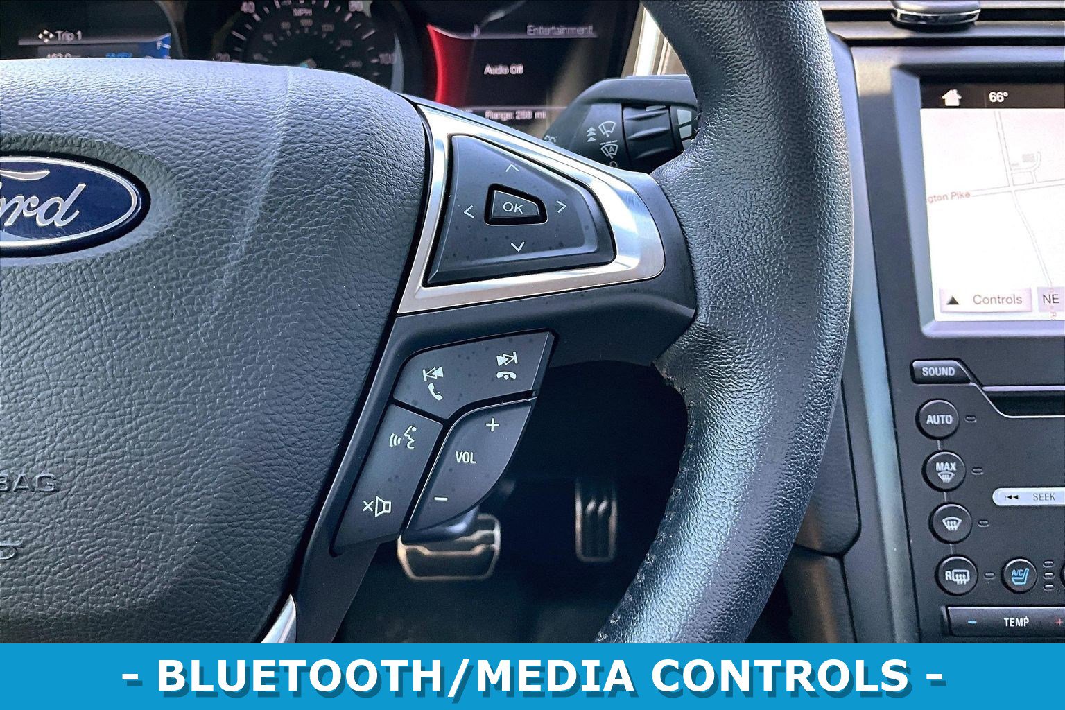 Used 2018 Ford Fusion Titanium FWD image 12