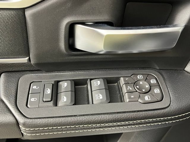 New 2026 RAM 3500 Big Horn AWD/4WD image 21