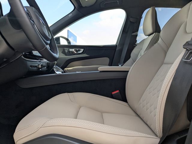 New 2026 Volvo XC60 T8 Plus w/ Protection Package Premier image 21