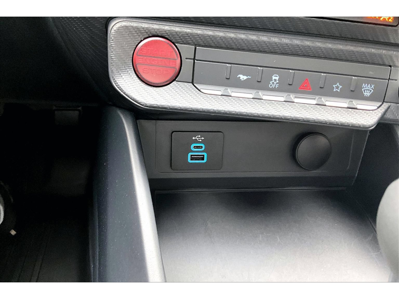 Used 2024 Ford Mustang GT RWD image 25