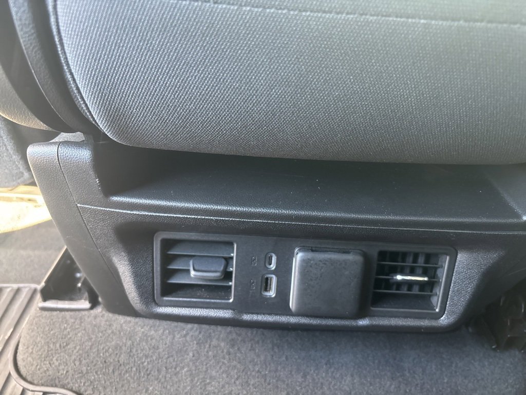 Used 2024 GMC Sierra 1500 Elevation image 18