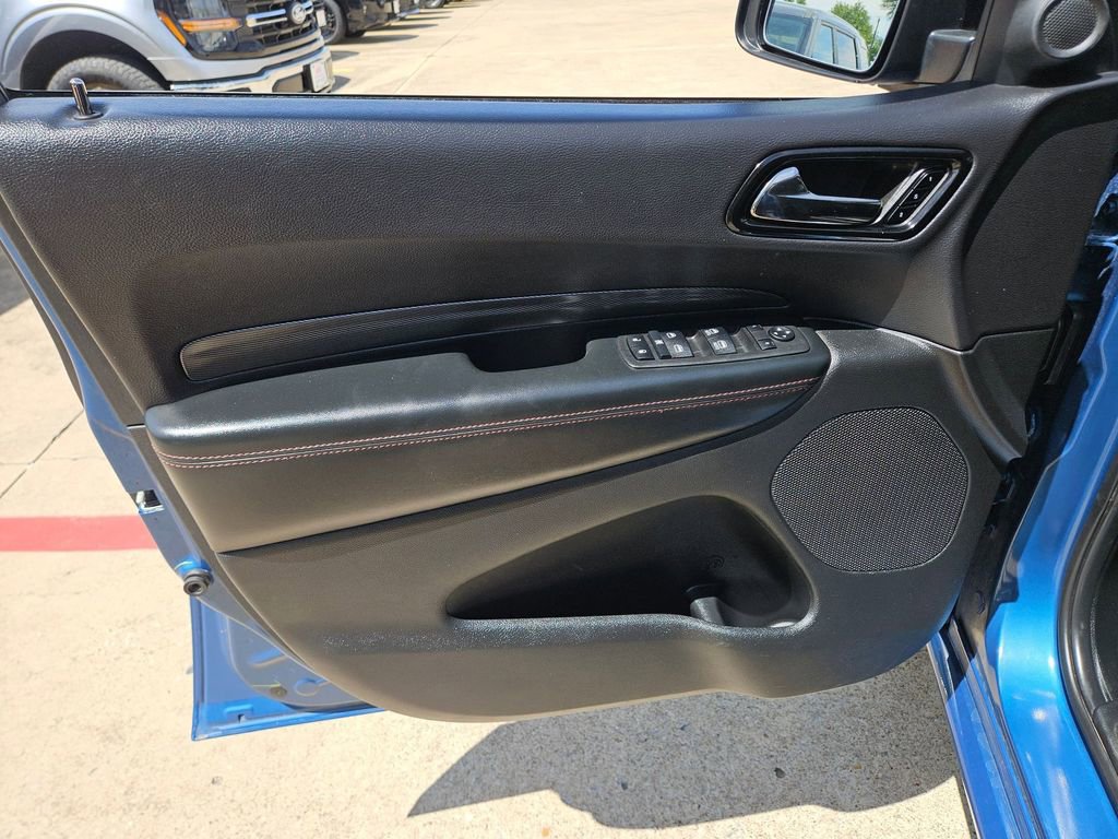 Used 2025 Dodge Durango GT AWD/4WD image 14