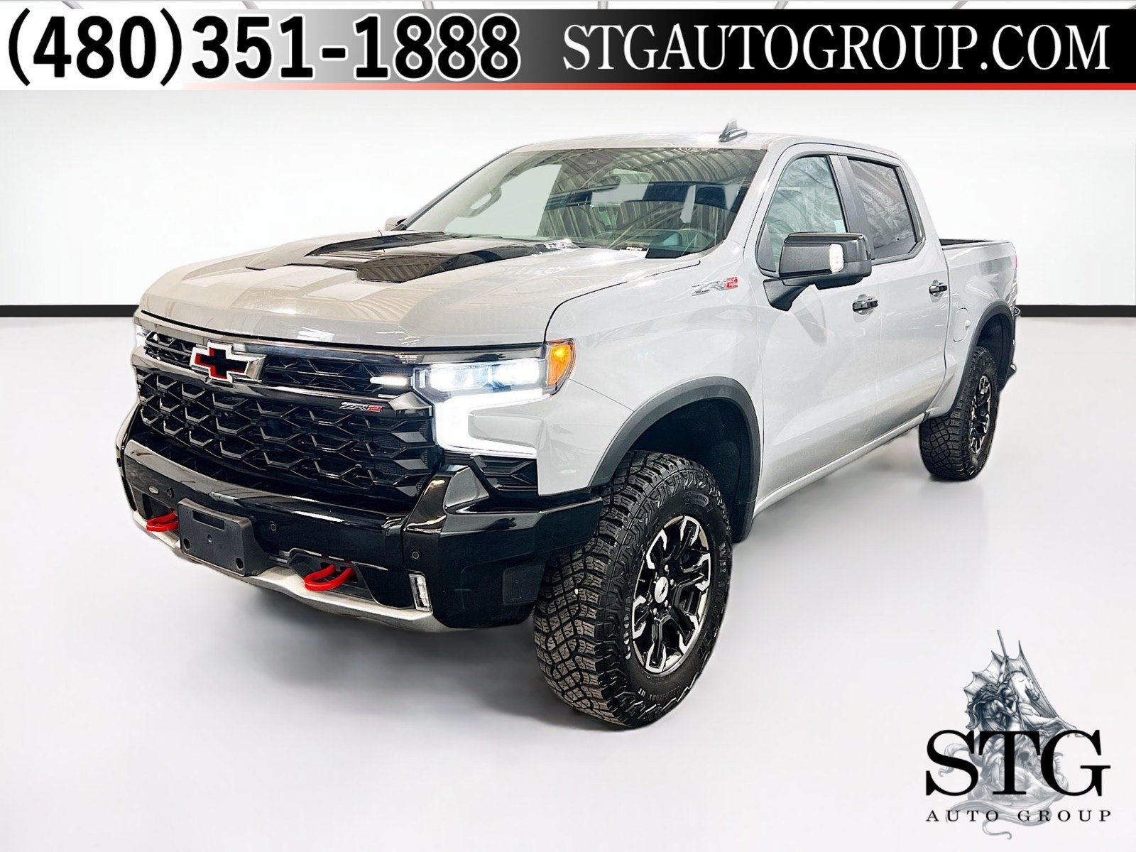 Used 2025 Chevrolet Silverado 1500 ZR2 w/ Technology Package AWD/4WD image 1
