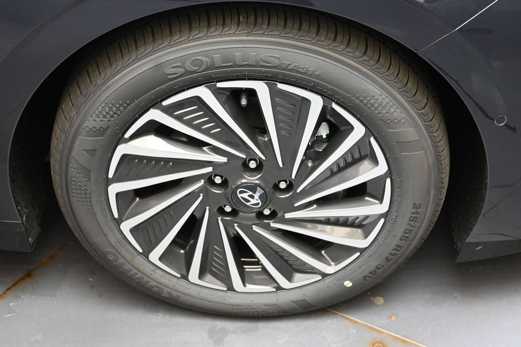 New 2026 Hyundai Sonata Limited FWD image 10