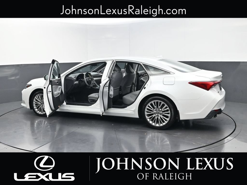 Used 2021 Toyota Avalon Limited w/ Advanced Safety Package FWD image 37