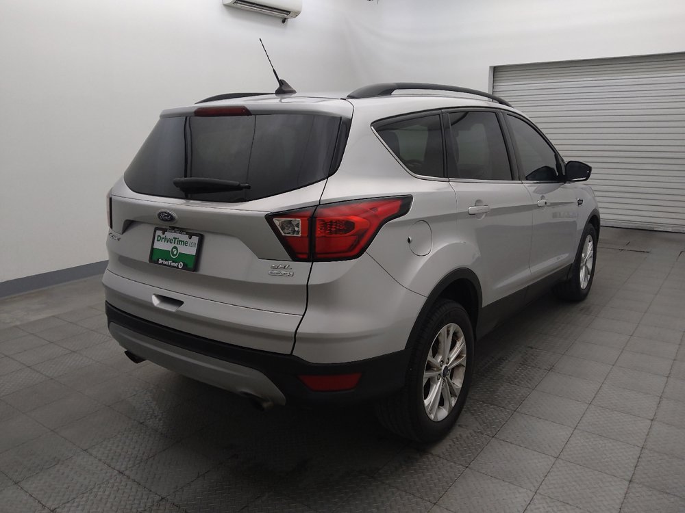 Used 2019 Ford Escape SEL FWD image 9