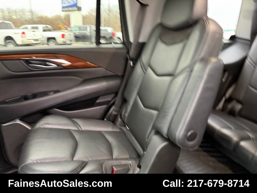 Used 2018 Cadillac Escalade Premium Luxury image 53