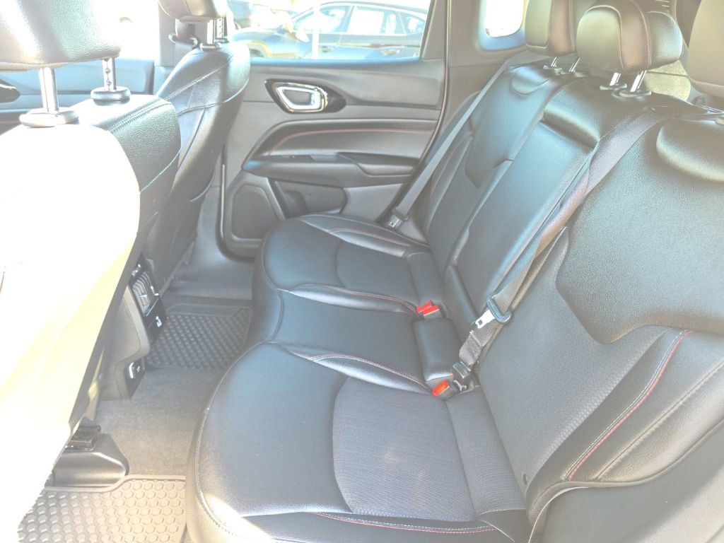 Used 2026 Jeep Compass Trailhawk AWD/4WD image 20
