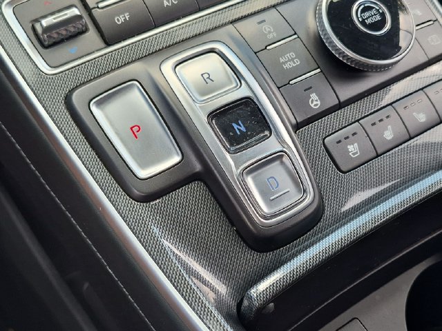 Used 2022 Hyundai Santa Fe Limited FWD image 14