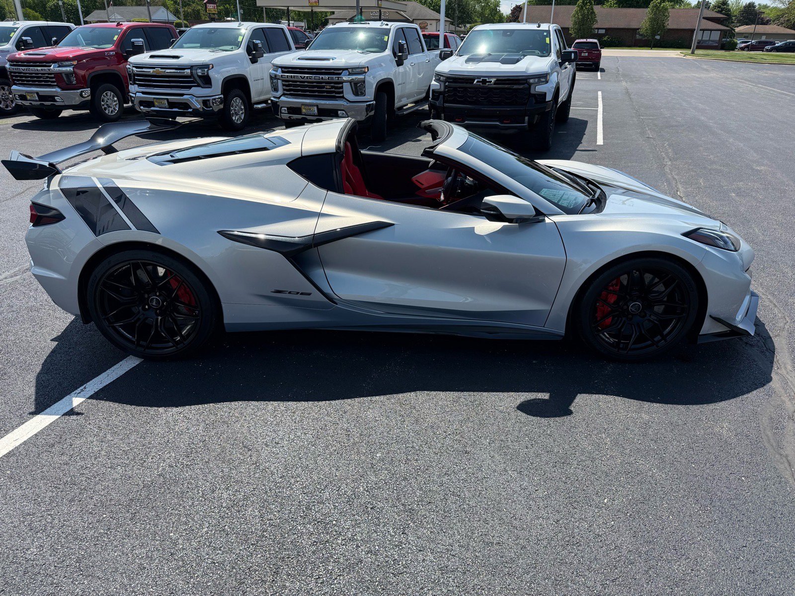 Used 2024 Chevrolet Corvette Z06 w/ Z07 Performance Package RWD image 13