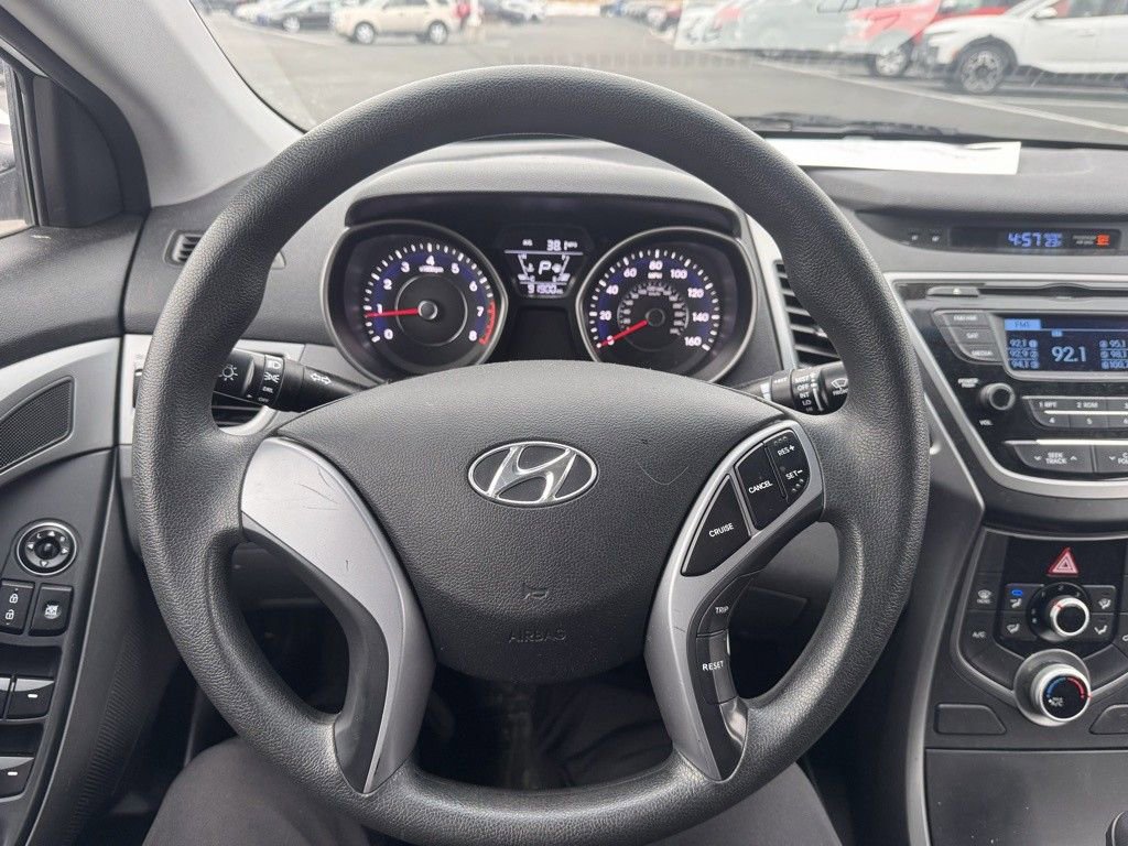 Used 2016 Hyundai Elantra SE image 9