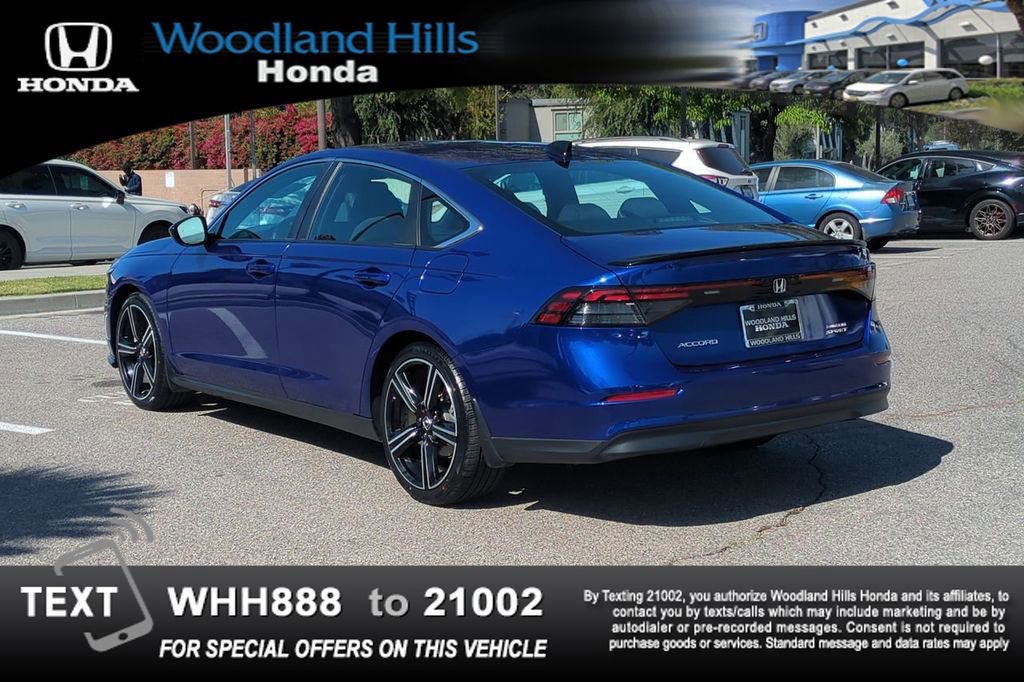 Used 2025 Honda Accord Sport image 7