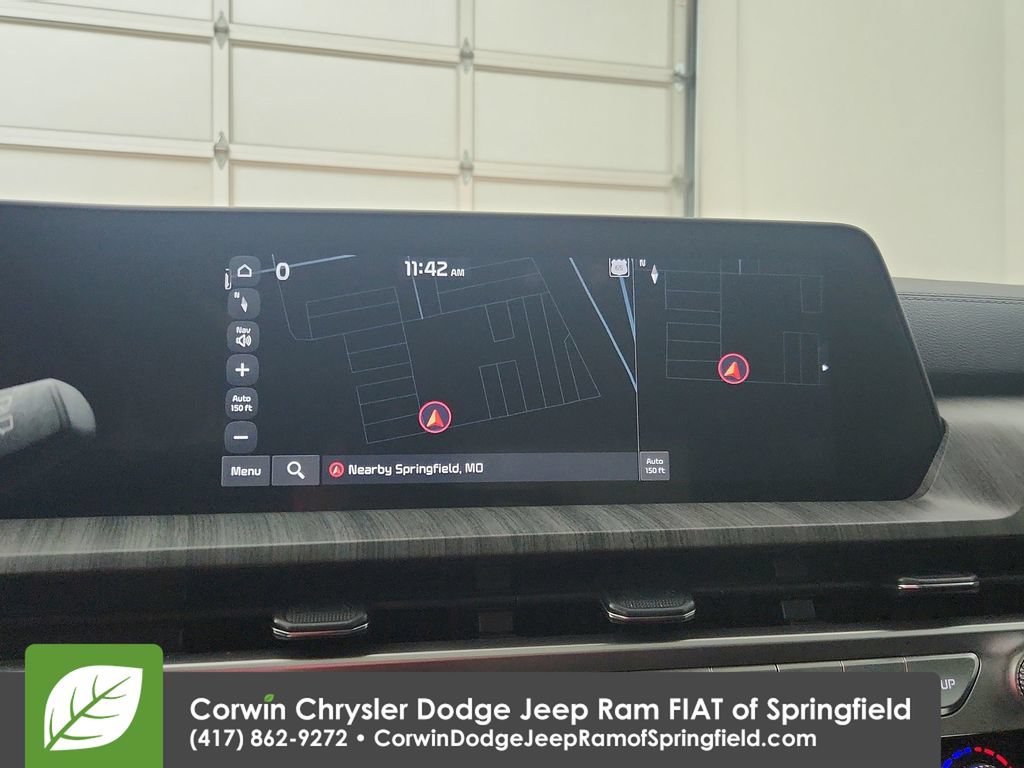 Used 2024 Kia Telluride EX w/ EX Captain's Chair Package FWD image 25