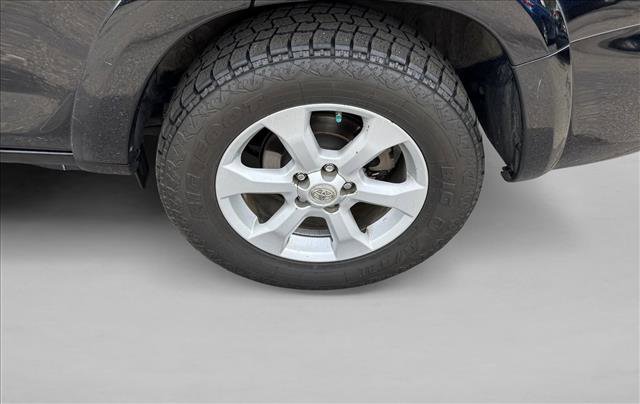 Used 2011 Toyota RAV4 Limited AWD/4WD image 9