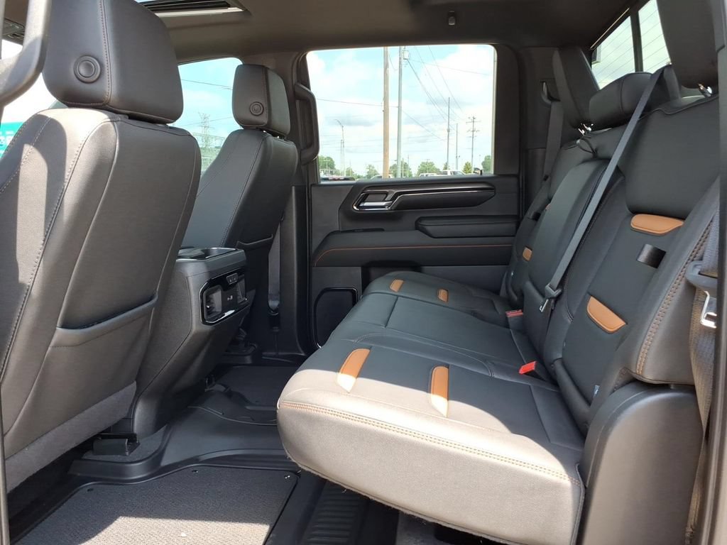Used 2024 GMC Sierra 2500 AT4 w/ AT4 Premium Plus Package AWD/4WD image 20