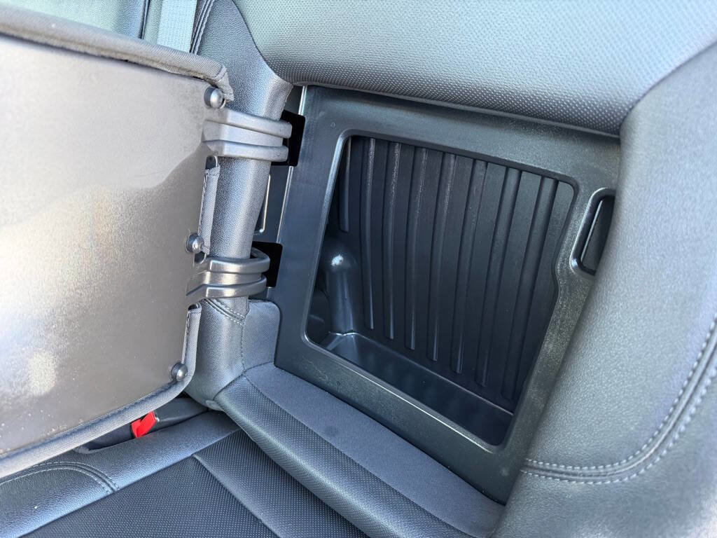 Used 2024 GMC Sierra 3500 SLT w/ SLT Premium Package image 45