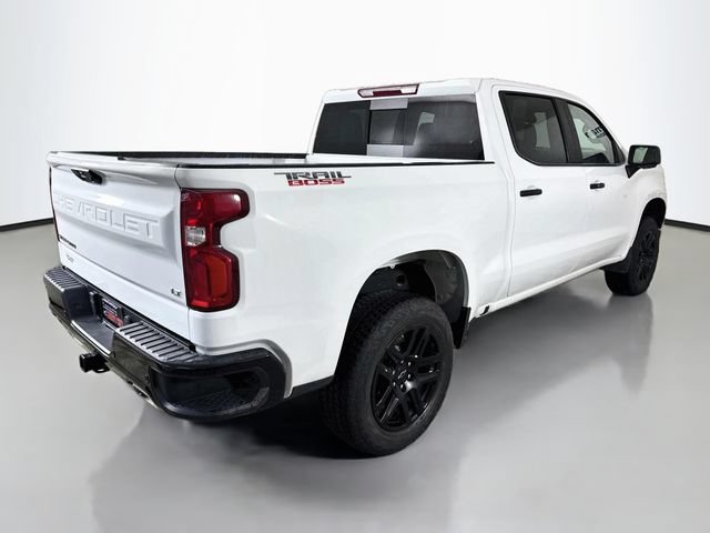 Used 2025 Chevrolet Silverado 1500 LT Trail Boss w/ Convenience Package II AWD/4WD image 7