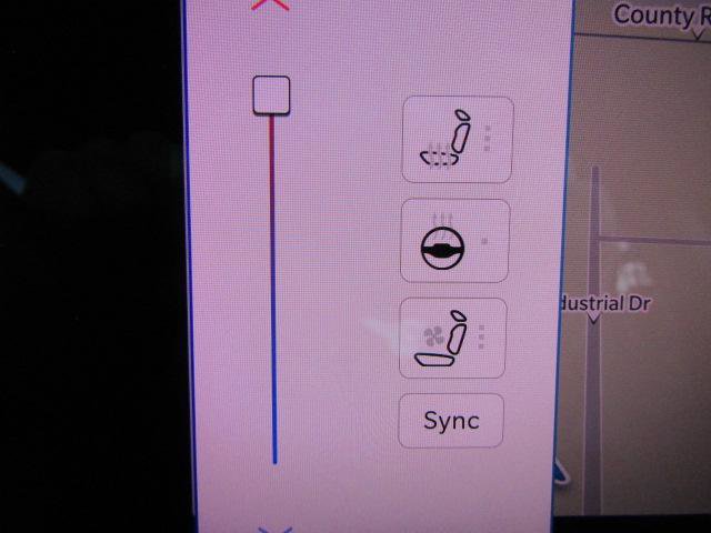 Used 2022 Jeep Compass Limited w/ Elite Group image 19