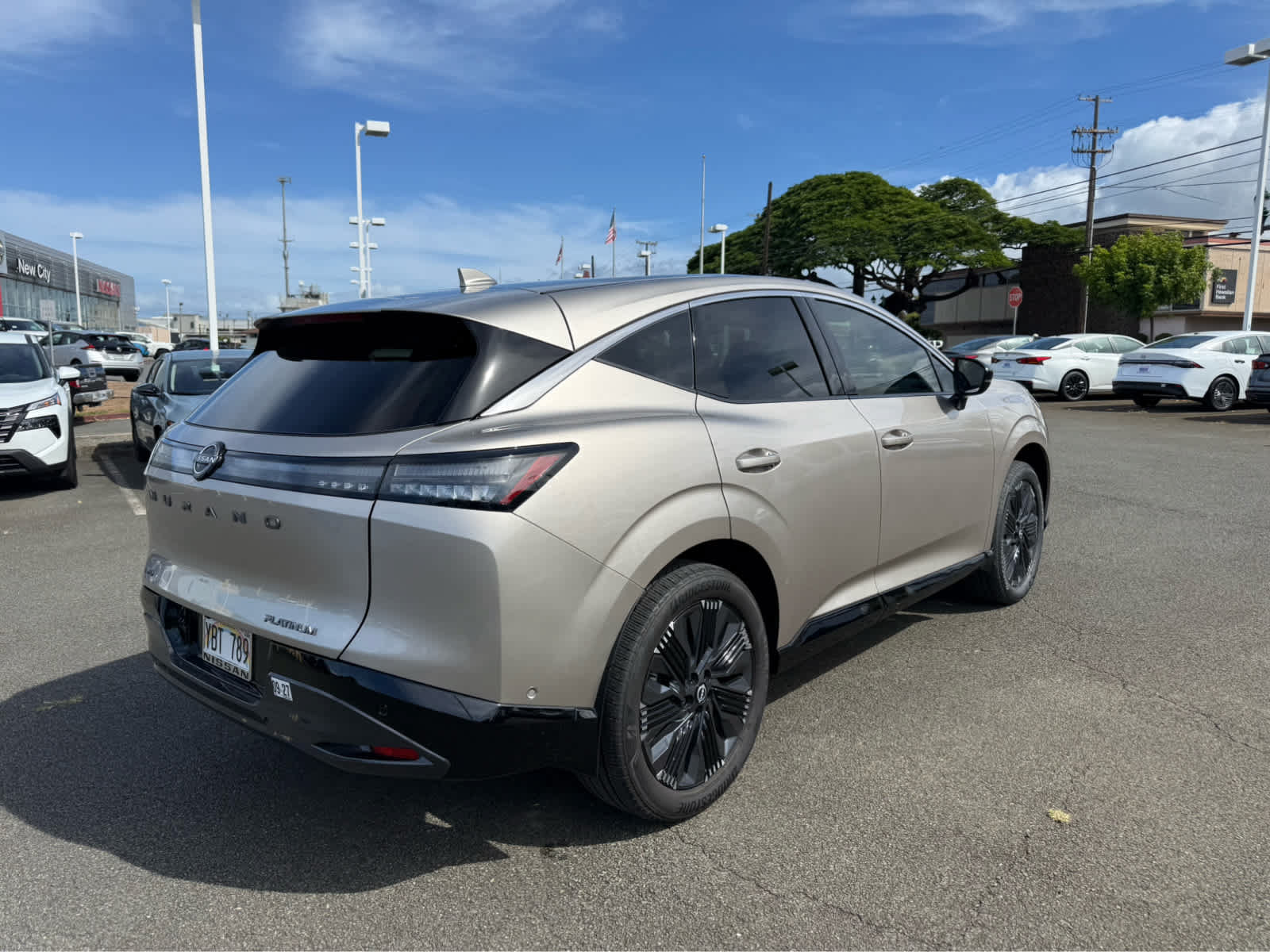Used 2025 Nissan Murano Platinum w/ Cargo Package AWD/4WD image 3