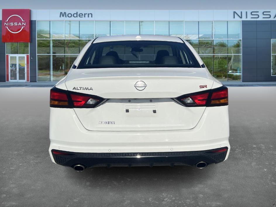 Certified 2024 Nissan Altima 2.5 SR image 6