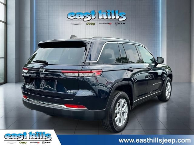 Used 2023 Jeep Grand Cherokee Limited AWD/4WD image 2
