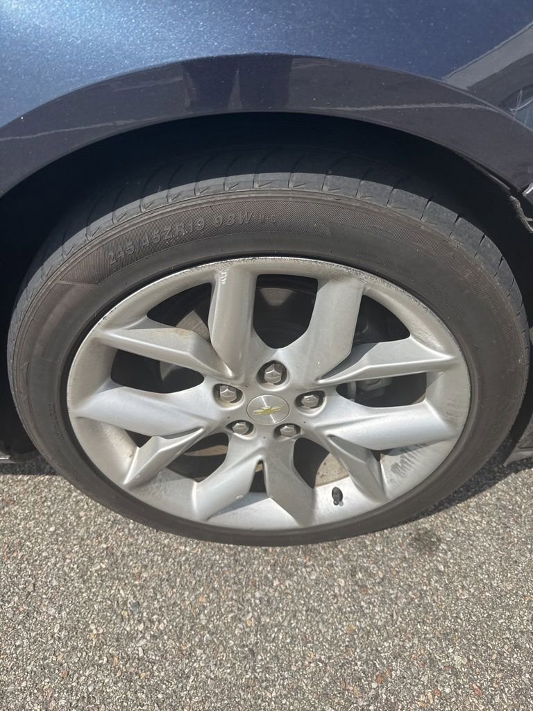 Used 2014 Chevrolet Impala LT FWD image 30