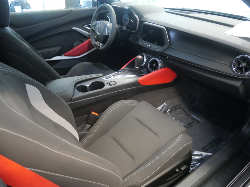 Used 2021 Chevrolet Camaro SS RWD image 15