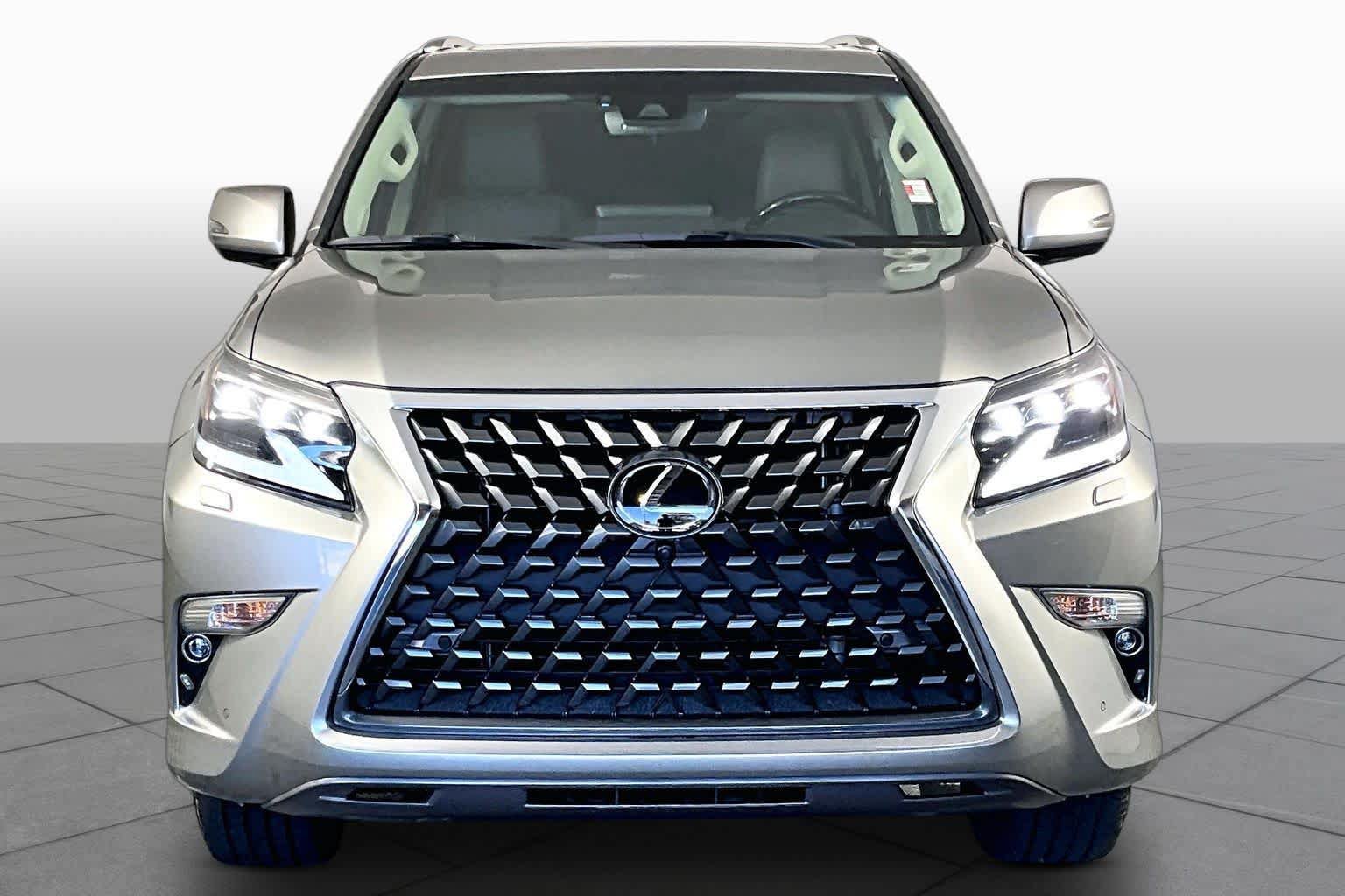 Used 2022 Lexus GX 460 Luxury w/ Accessory Package AWD/4WD image 4