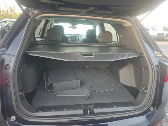 Used 2021 Chevrolet Equinox LS w/ LS Convenience Package AWD/4WD image 5