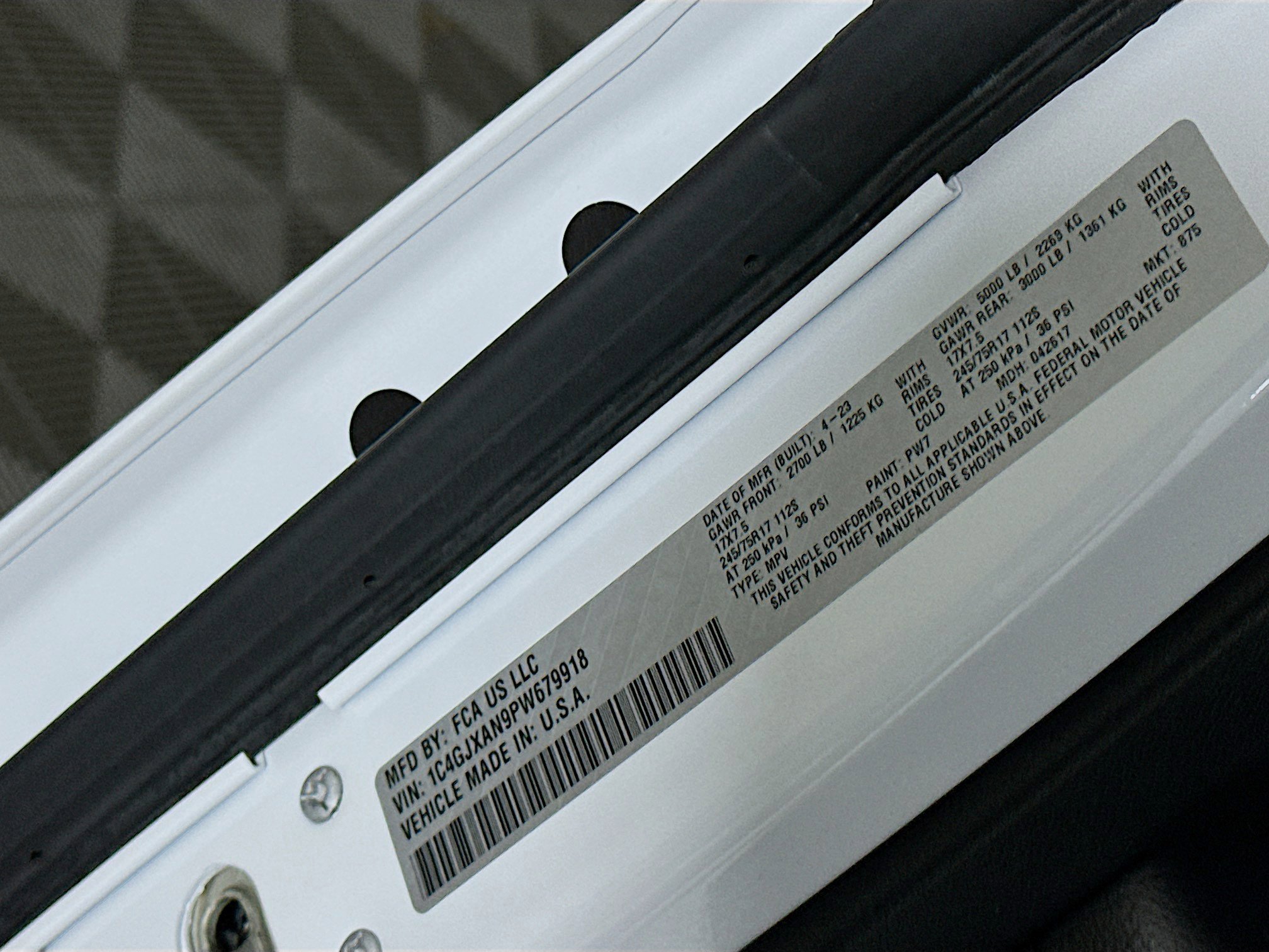 Used 2023 Jeep Wrangler Sport S image 12