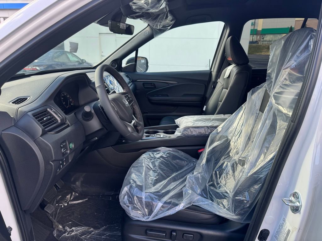 Used 2025 Honda Ridgeline TrailSport image 10