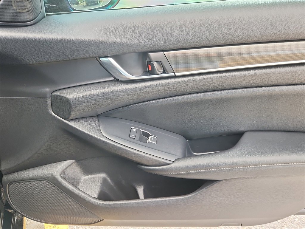 Used 2022 Honda Accord Sport image 13