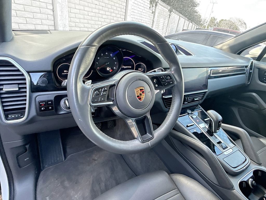 Used 2019 Porsche Cayenne AWD/4WD image 12