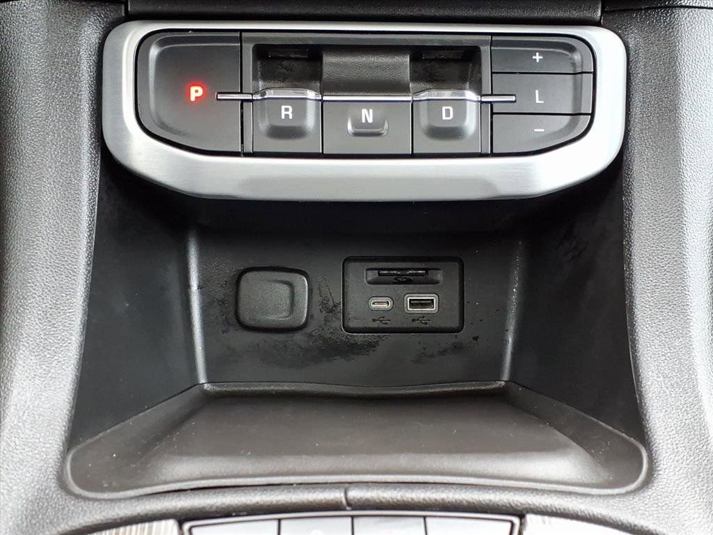 Used 2021 GMC Acadia SLT w/ Elevation Edition image 17