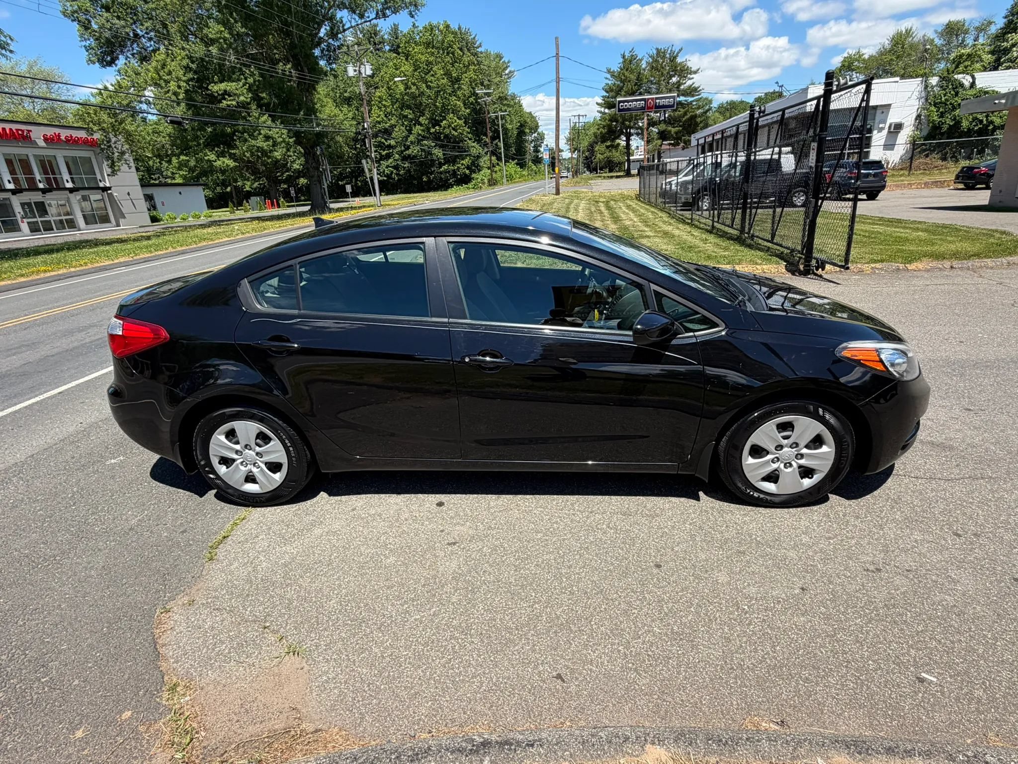 Used 2015 Kia Forte LX w/ Protection Package FWD image 4