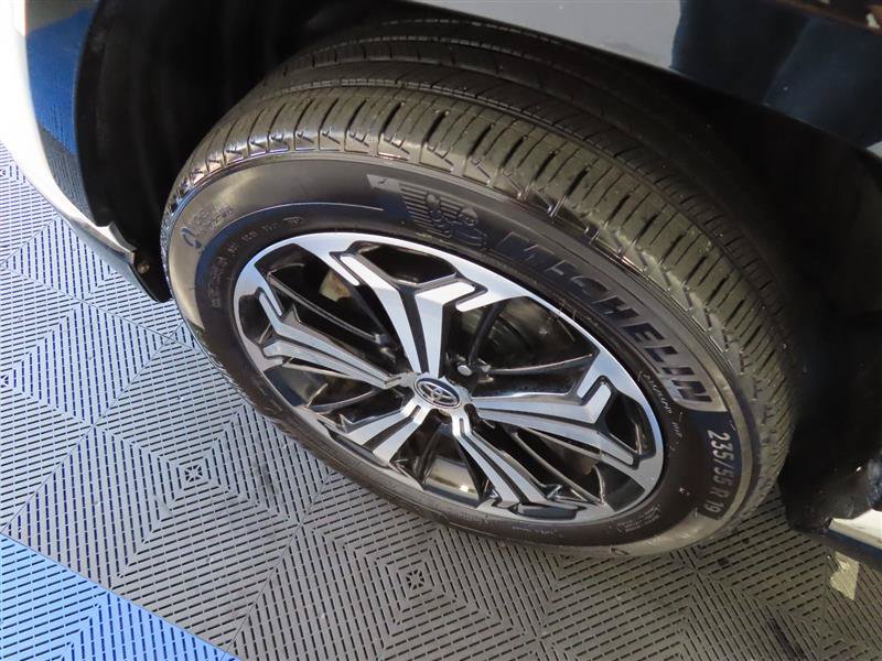 Used 2022 Toyota RAV4 XSE w/ Weather Package AWD/4WD image 6