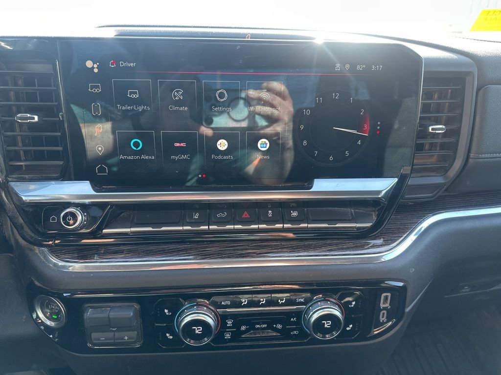 Used 2024 GMC Sierra 2500 SLE w/ SLE Convenience Package image 12