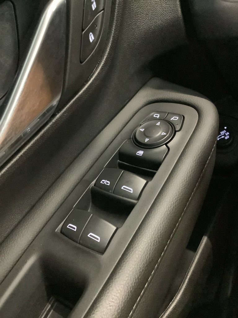 Used 2024 GMC Terrain SLE w/ Driver Convenience Package AWD/4WD image 22