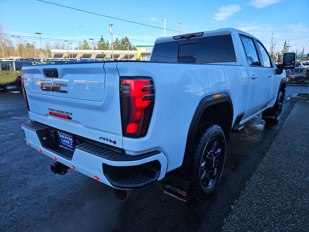 Used 2024 GMC Sierra 3500 AT4 w/ AT4 Premium Plus Package image 5