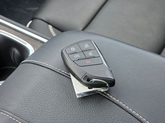 Used 2024 GMC Acadia Denali AWD/4WD image 43