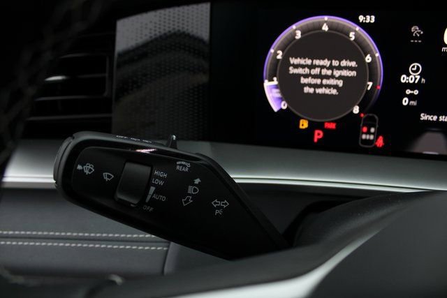 New 2026 Volkswagen Tiguan SE image 11