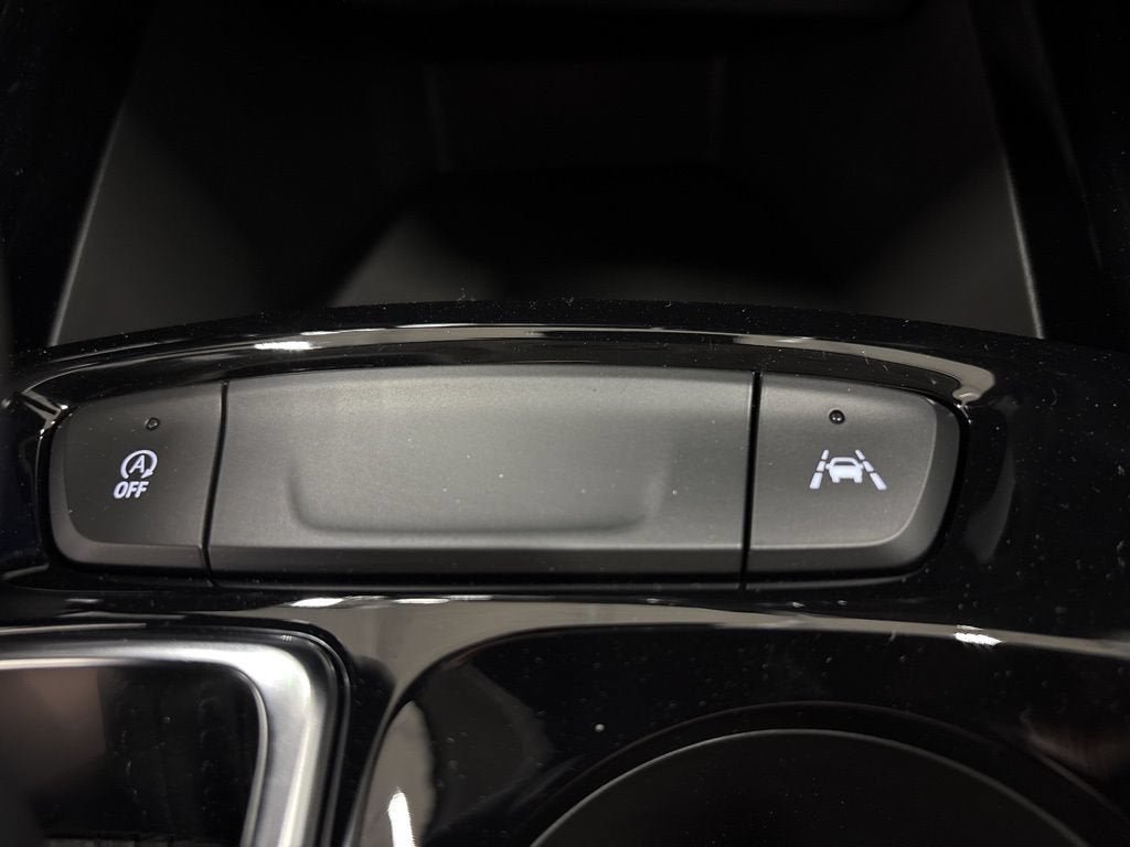 New 2026 Chevrolet Trax LT w/ Driver Confidence Package FWD image 18