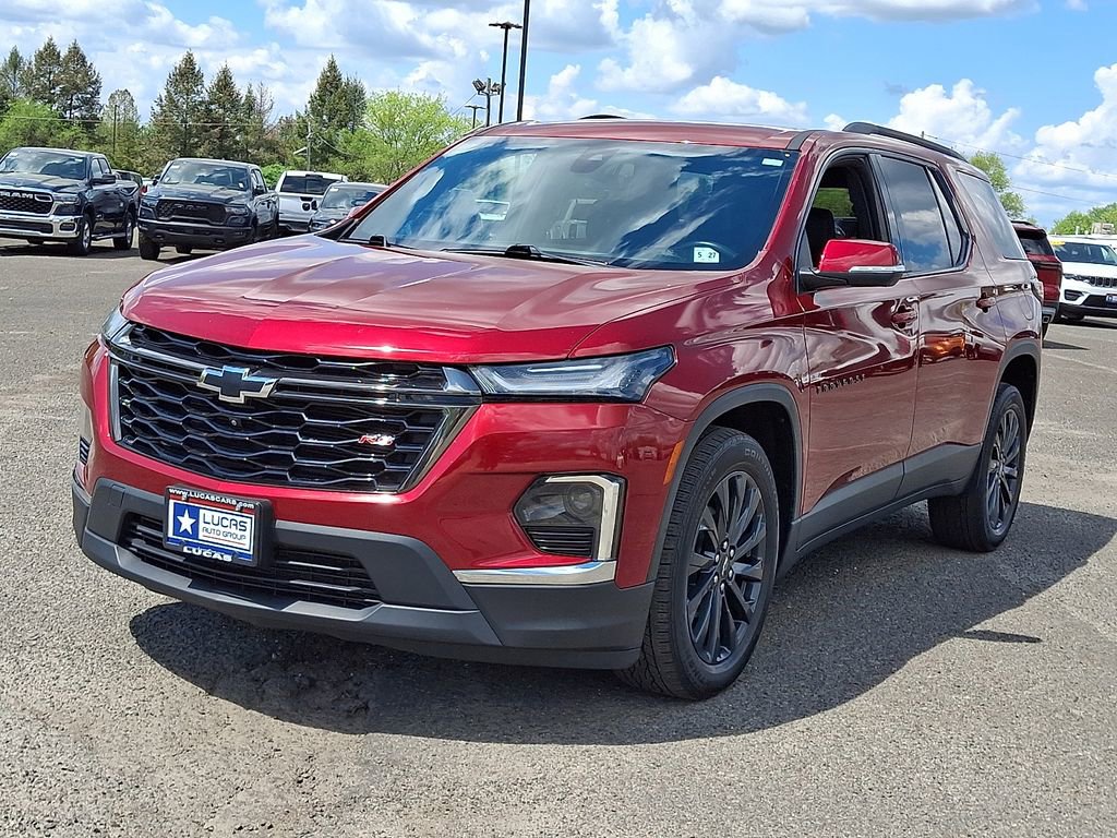 Used 2022 Chevrolet Traverse RS w/ LPO, Floor Liner Package AWD/4WD image 5