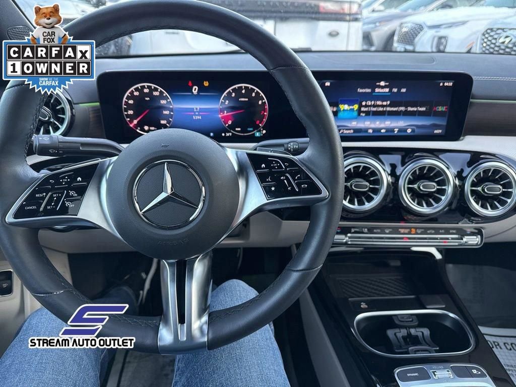 Used 2024 Mercedes-Benz CLA 250 4MATIC image 19