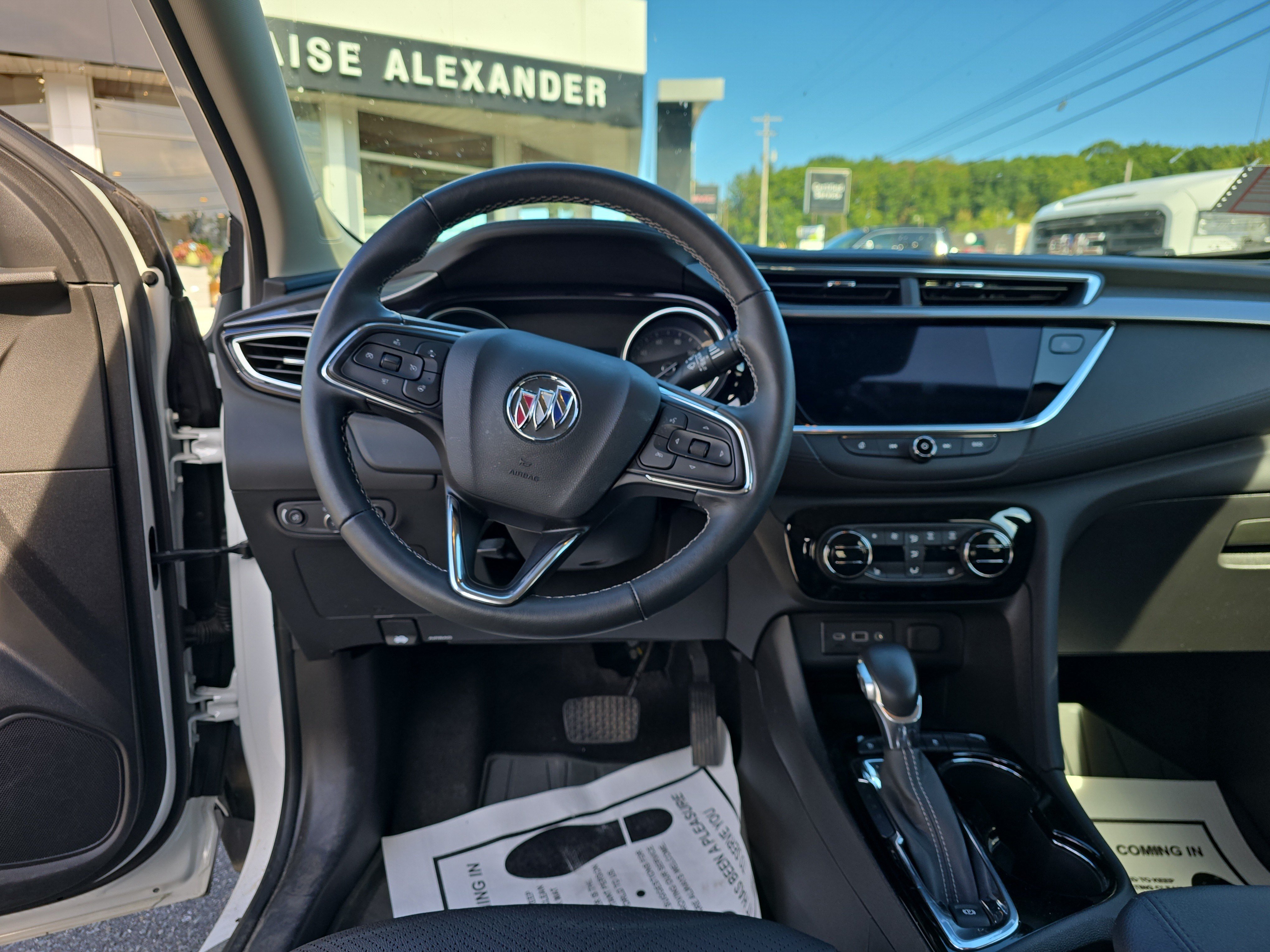 Used 2023 Buick Encore GX Essence w/ Experience Buick Package AWD/4WD image 16